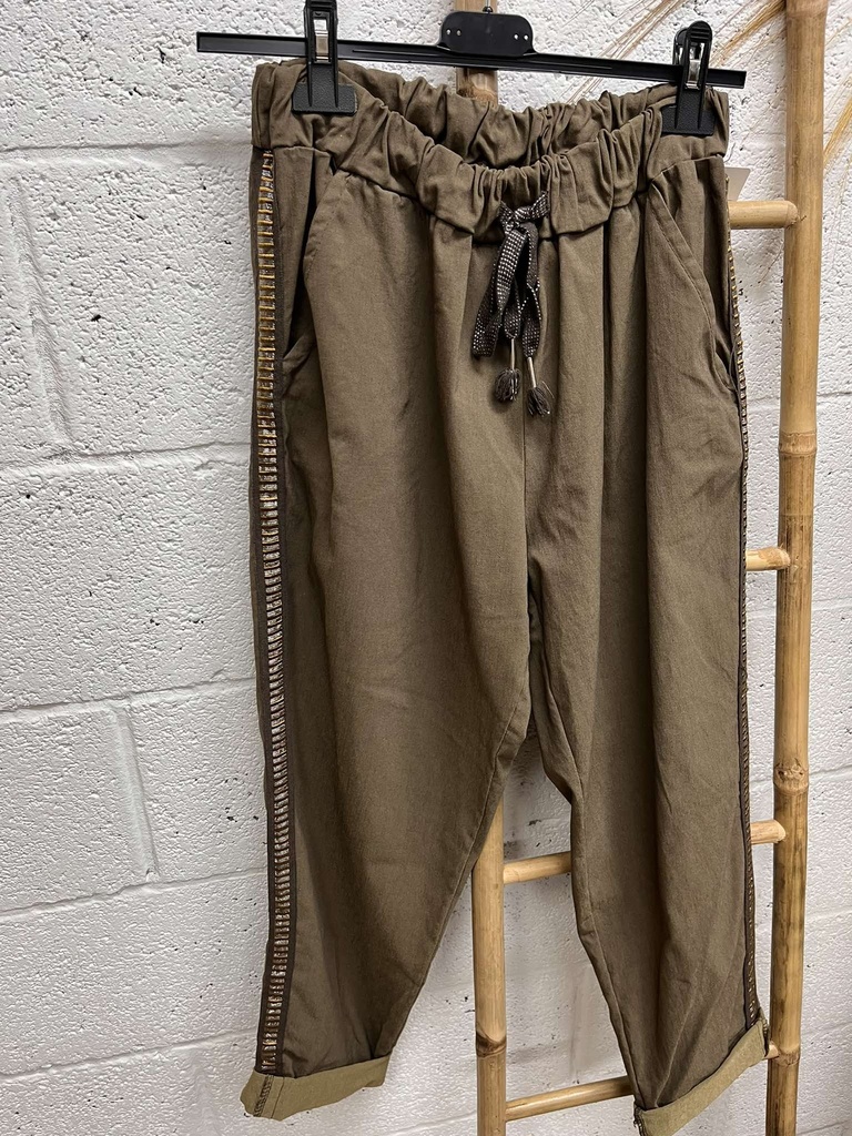 Pantalon magique Simone (BRUN)