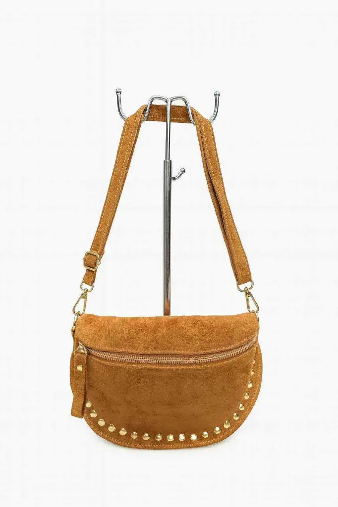 Sac banane clouté cuir