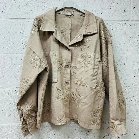 Veste denim brodée