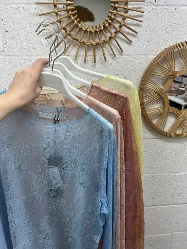 Top dentelle pastel GT